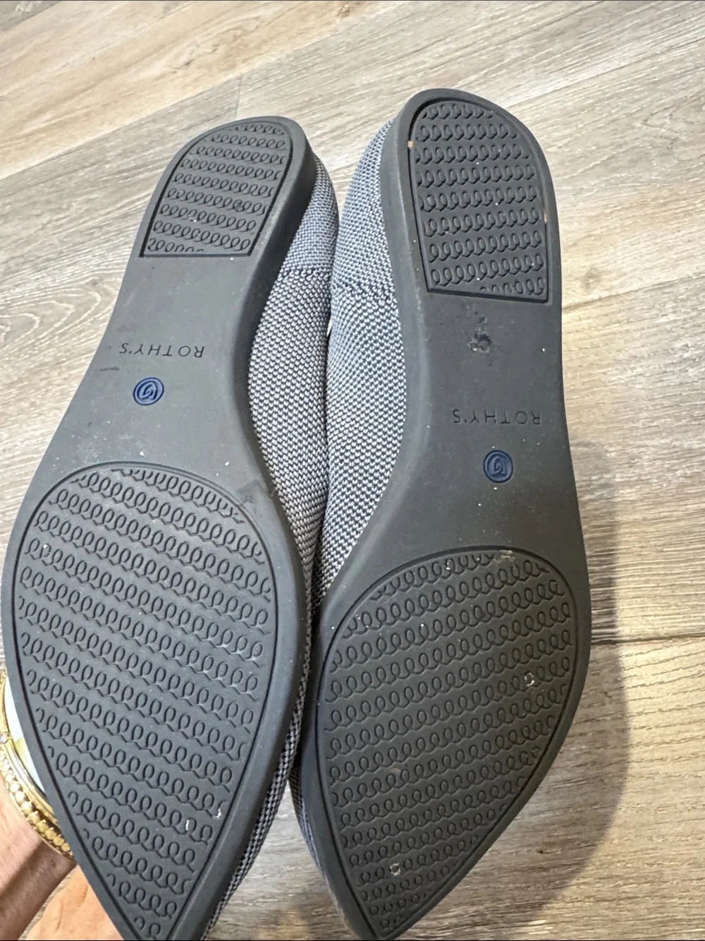 Rothy's Pointed Toe Knit Flats in Gray with Blue Trim